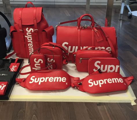 supreme lv tas|louis vuitton supreme.